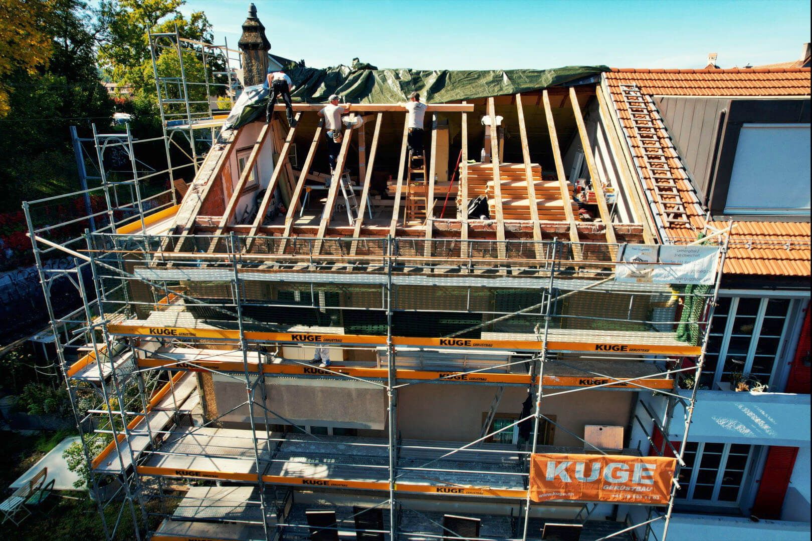 Dachgerüste in der Region Zürich – Foto: KUGE Bau AG